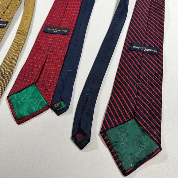 Men’s Tommy Hilfiger Silk Tie Collection
Five Pieces - Picture 6 of 7